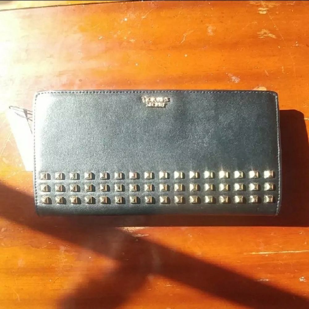 VS Studded Wallet